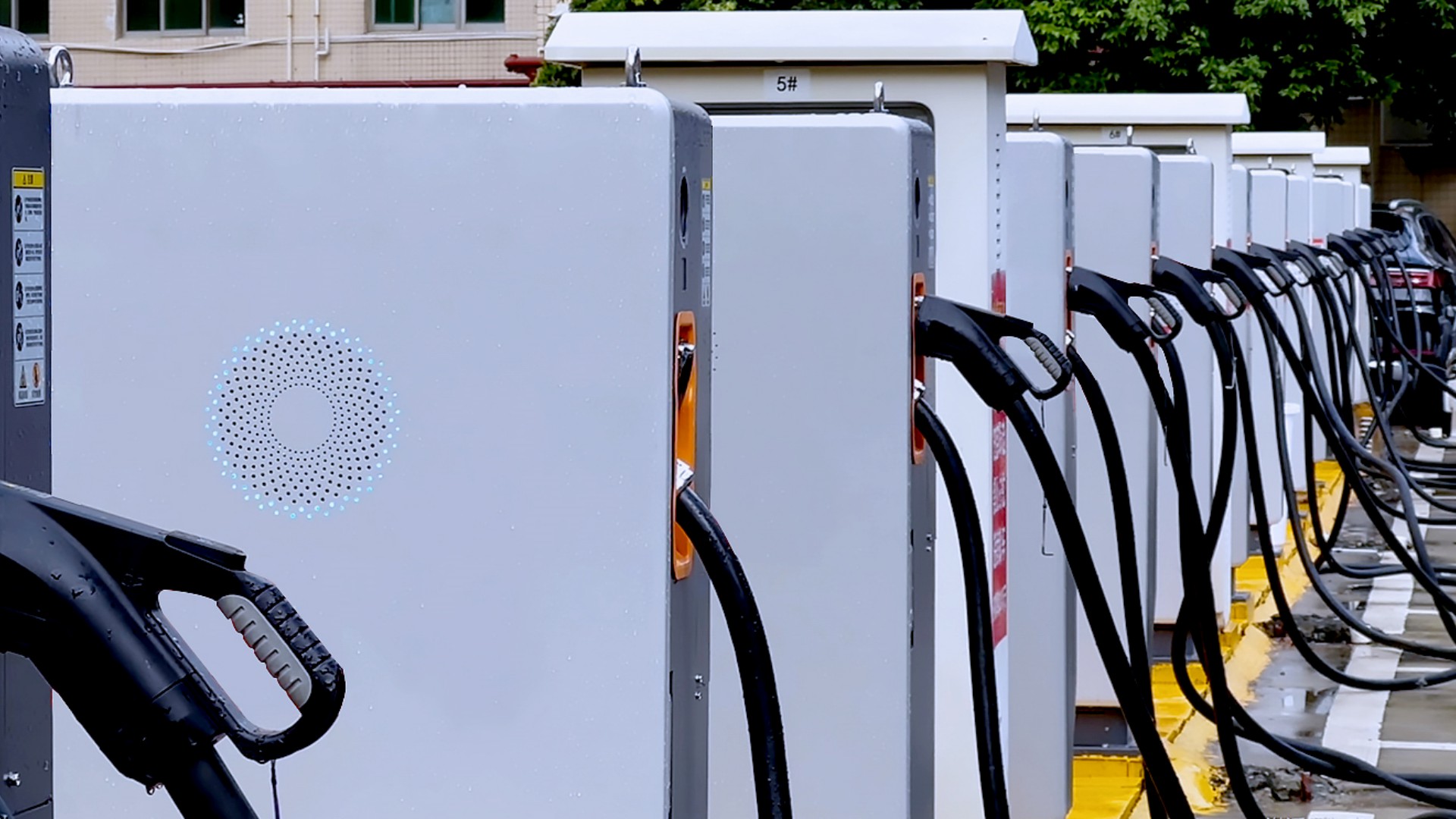 深圳市宝安凤塘站