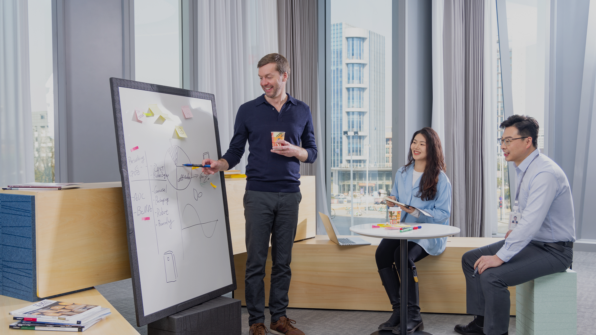 勤奋 · 为所爱之事全心投入，在专注与创造中持续向前。