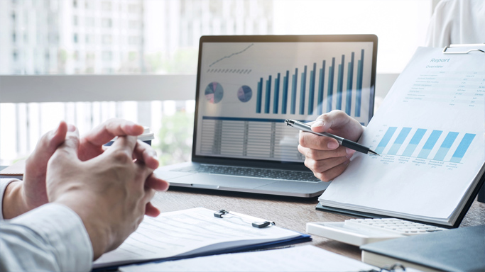 公司对腐败、贿赂等违反商业道德的行为保持“零容忍”态度，设立集团一级部门——审计督察部，独立开展公司审计和监察工作，审计督察部每季度向董事会下设的审计委员会汇报反腐败工作，确保公司业务合规、有序、高效运行。公司持续完善合规管理体系，发布《合规行为准则》，从持续提升公司治理、依法保障员工权益、诚信开展商业活动、积极履行社会责任四大方面进行细化，明确公司合规立场，提出具体行动要求。2024年，公司通过ISO 37301合规管理体系认证，在数据安全与隐私保护方面，公司通过ISO 27001信息安全管理体系及ISO 27701隐私信息管理体系双重认证，持续保障员工和合作伙伴的信息安全。